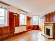 3 Bedroom Flat For Rent In Highgate