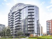 3 bedroom flat for rent in Juniper Drive, Battersea, SW18