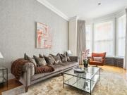 3 Bedroom Flat For Rent In Knightsbridge, London