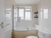 3 bedroom flat for rent in Larkhall, London