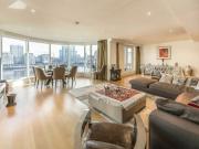 3 bedroom flat for rent in Lensbury Avenue, London, SW6