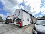 3 bedroom flat for rent in Lloyds Building, Neston Road,...