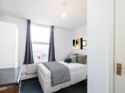 3 Bedroom Flat For Rent In London