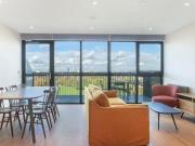 3 Bedroom Flat For Rent In London