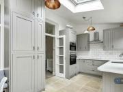 3 Bedroom Flat For Rent In London