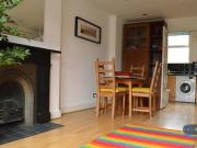 3 Bedroom Flat For Rent In London