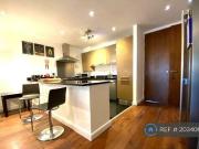 3 Bedroom Flat For Rent In London