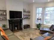 3 Bedroom Flat For Rent In London
