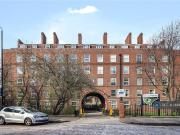 3 bedroom flat for rent in Matilda House, London, E1W