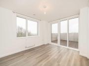 3 bedroom flat for rent in Medawar Drive, Mill Hill, NW7