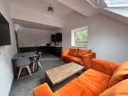 3 bedroom flat for rent in Medburn House, Barker Street,...