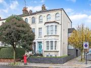 3 bedroom flat for rent in Mill Lane, West Hampstead, NW6