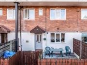 3 bedroom flat for rent in My Street Salford M5