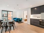 3 bedroom flat for rent in Napier Road, Reading,...