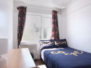 3 bedroom flat for rent in Park Crescent Place,...