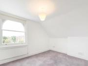 3 Bedroom Flat For Rent In Putney, London