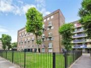 3 bedroom flat for rent in Queensbridge Road, Shoreditch, E2