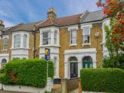 3 Bedroom Flat For Rent In Shepherds Bush