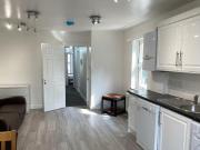 3 Bedroom Flat For Rent In Southfields
