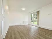 3 Bedroom Flat For Rent In Stonegrove, Edgware