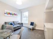 3 bedroom flat for rent in Susinteraction Place,...