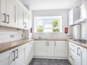3 bedroom flat for rent in Thornton Road, Balham,...