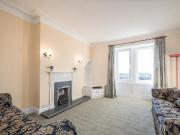 3 bedroom flat for rent in Victor Park Terrace,...