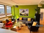 3 bedroom flat for rent in Wilder Street, Bristol, BS2