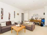 3 bedroom flat for rent in York Way, Camden, N7