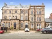 3 bedroom flat for sale