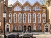 3 bedroom flat for sale