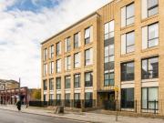 3 bedroom flat for sale