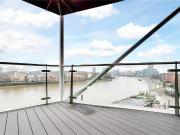 3 bedroom flat for sale