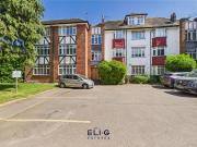 3 bedroom flat for sale