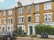 3 bedroom flat for sale