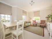 3 bedroom flat for sale