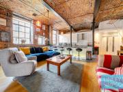 3 bedroom flat for sale