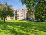 3 bedroom flat for sale