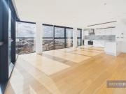 3 bedroom flat for sale