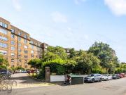 3 bedroom flat for sale