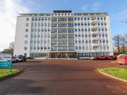 3 bedroom flat for sale