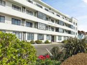 3 bedroom flat for sale