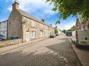 3 bedroom flat for sale