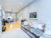 3 bedroom flat for sale