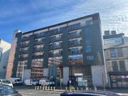 3 bedroom flat for sale