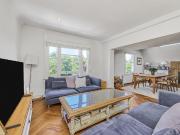 3 bedroom flat for sale