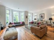 3 bedroom flat for sale