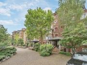 3 bedroom flat for sale