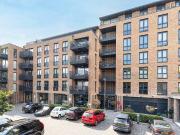 3 bedroom flat for sale