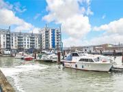 3 bedroom flat for sale